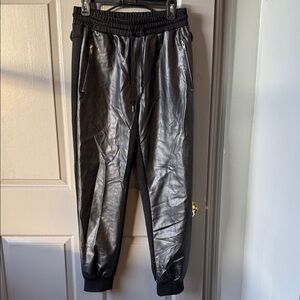 Steve Madden Black Elastic Waist Joggers